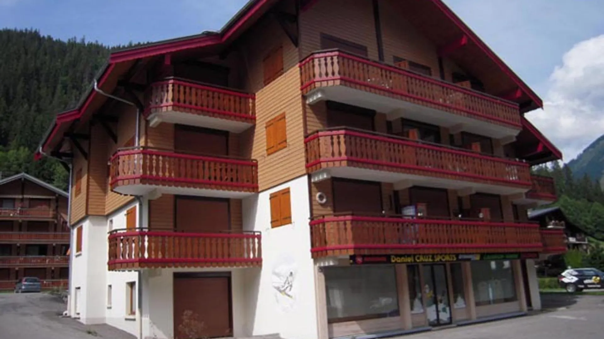 Apartment Charmant Appartement Avec Balcon Expose Sud A Chatel - 6 Personnes - Fr-1-198-189